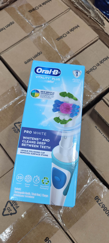 مسواک برقی اورال بی مدل 513.Vitality Plus D12 ( ارسال 2 روز کاری )